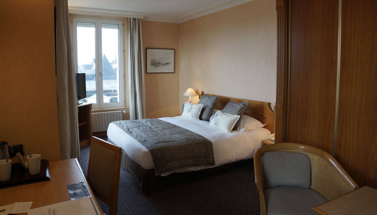 Standard room - Grand Hotel des Thermes Saint Malo Grande Plage du Sillon