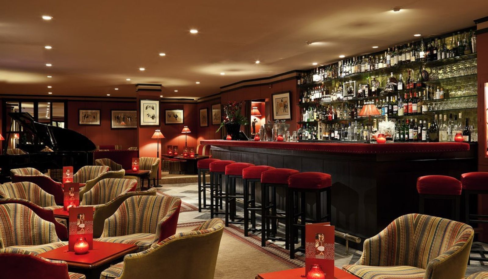 Bar - Hôtel Barrière L'Hermitage