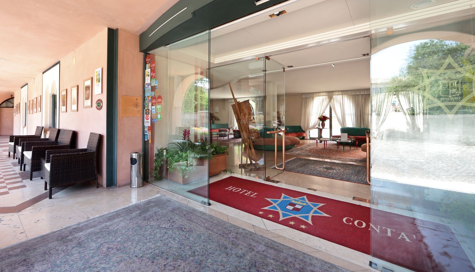 Extérieur de l'hôtel - Conta