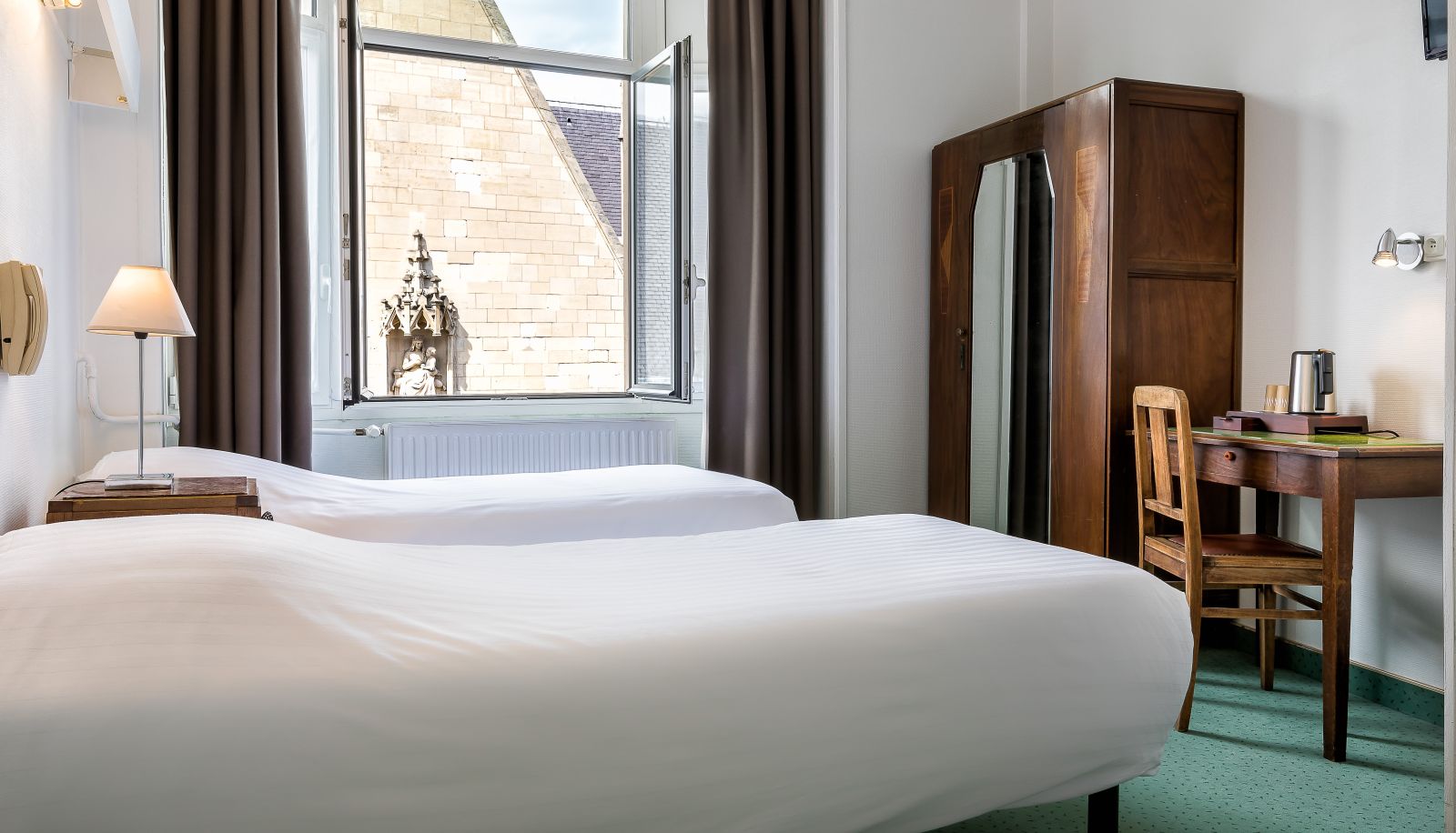 Chambre supérieure (double) - Hôtel Saint Maurice
