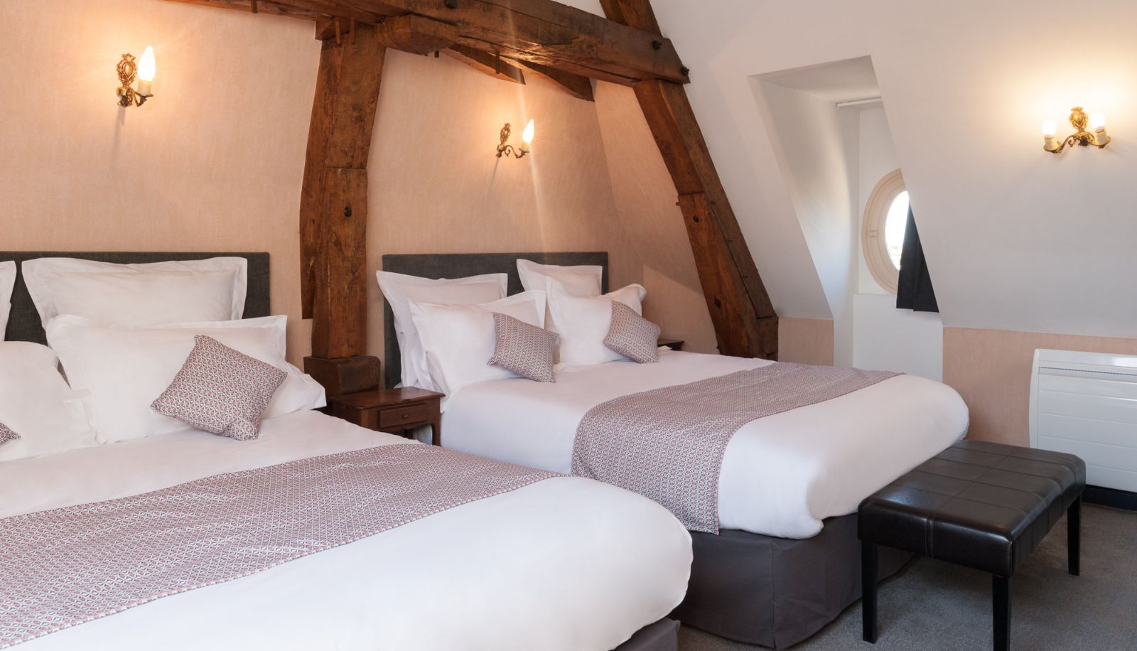 Superior room (double) - The Originals Relais Domaine de Presle Saumur