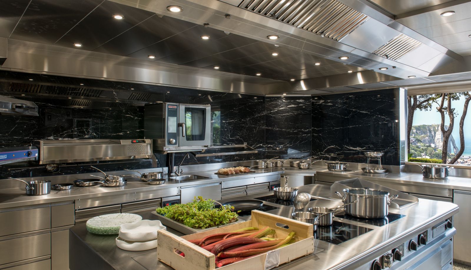 Hotel kitchen - Domaine St Clair - Le Donjon