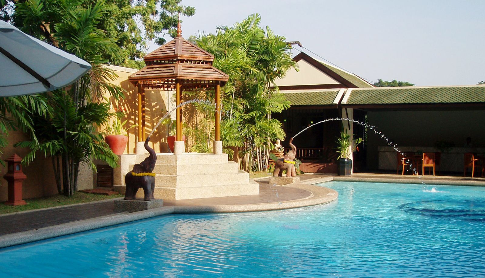 Zwembad - The Bayview Hotel Pattaya