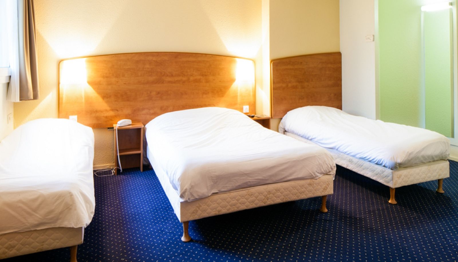 Habitación triple - Mister Bed City Centre Ville Bourgoin- Jallieu