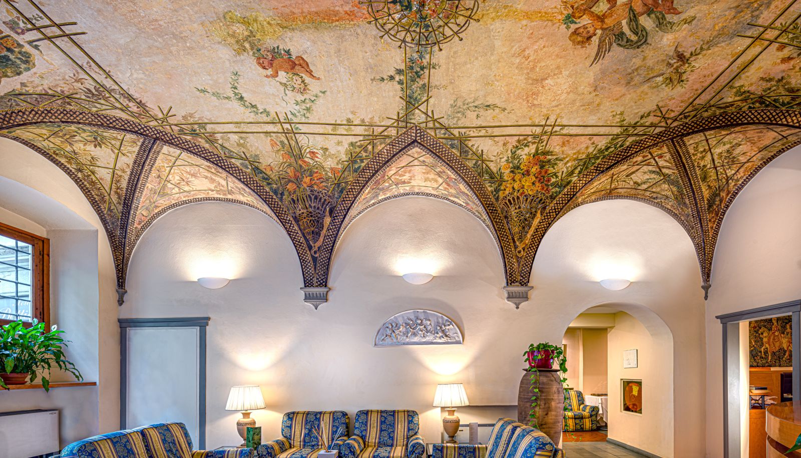 Lobby - Botticelli