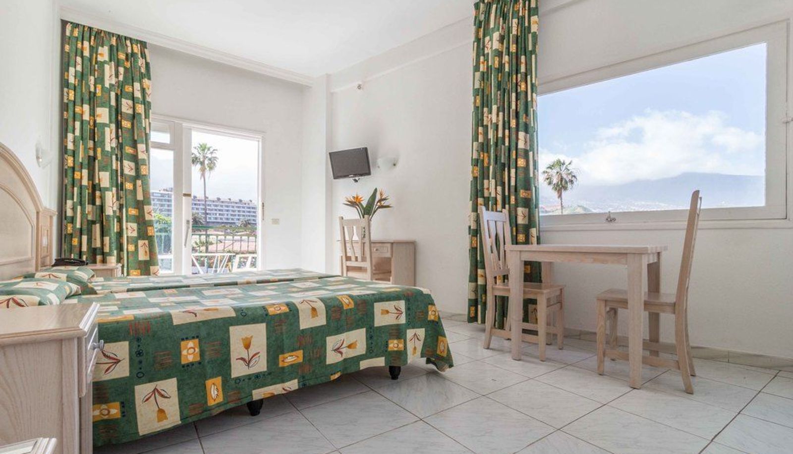 Apartment - Apartamentos La Carabela