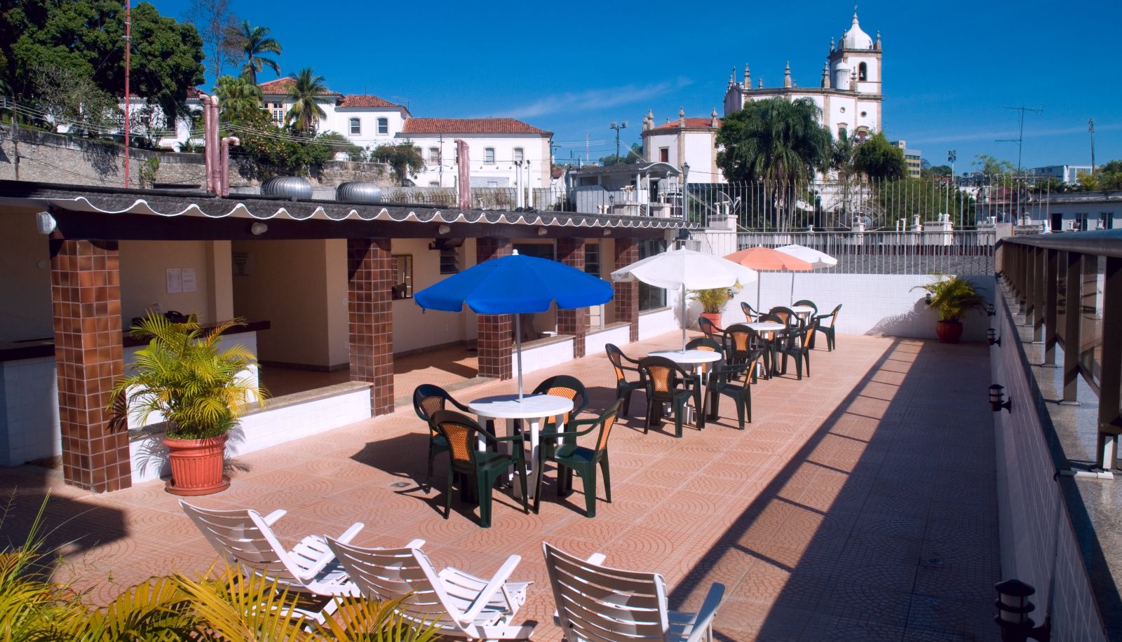 Terras - Hotel Golden Park Rio de Janeiro Aeroporto by Nacional Inn