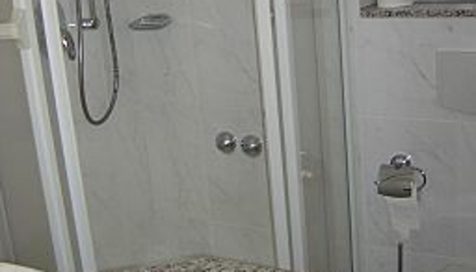 Bathroom - Johnel