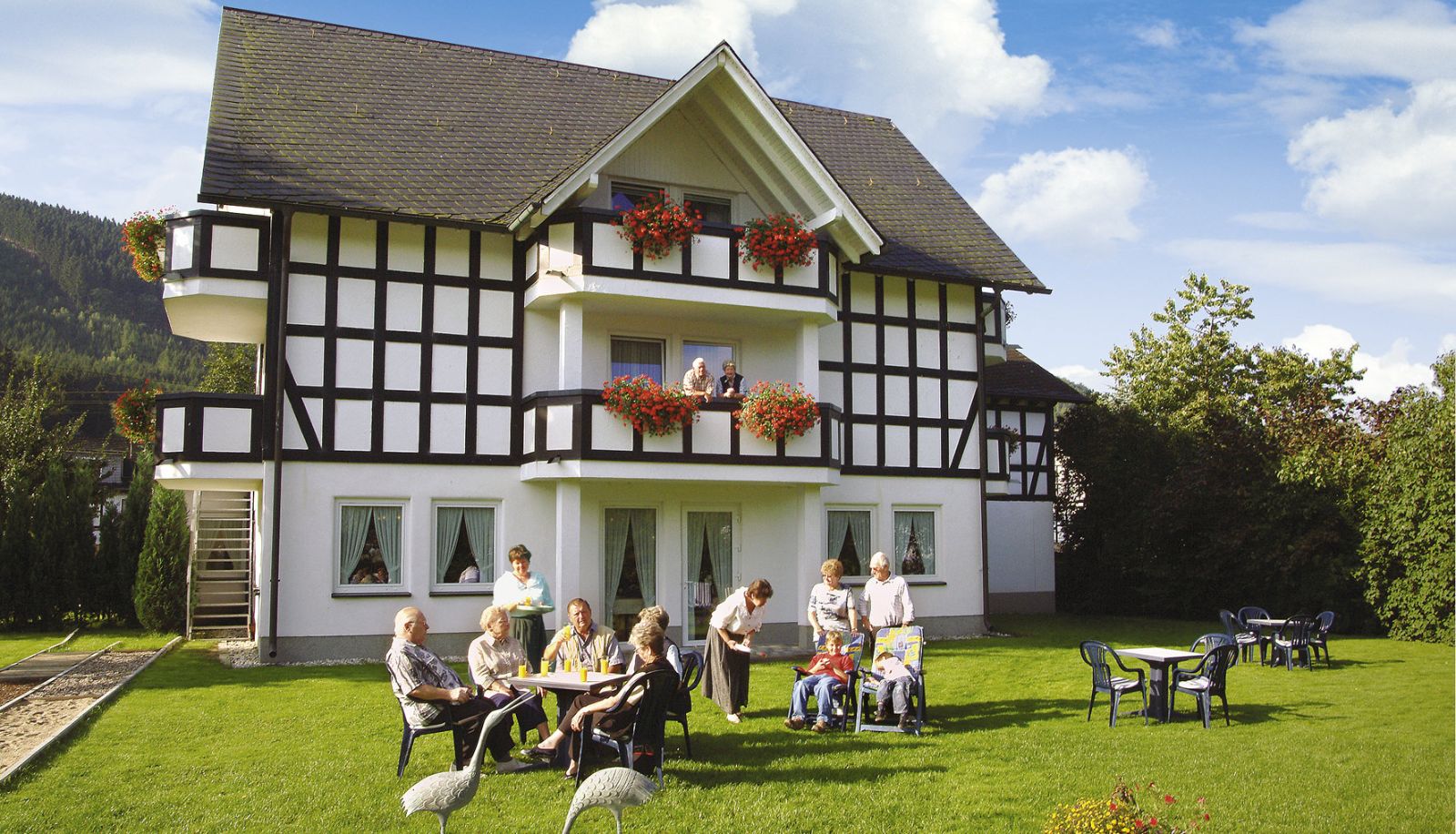 Tuin - Hotel Flurschütz