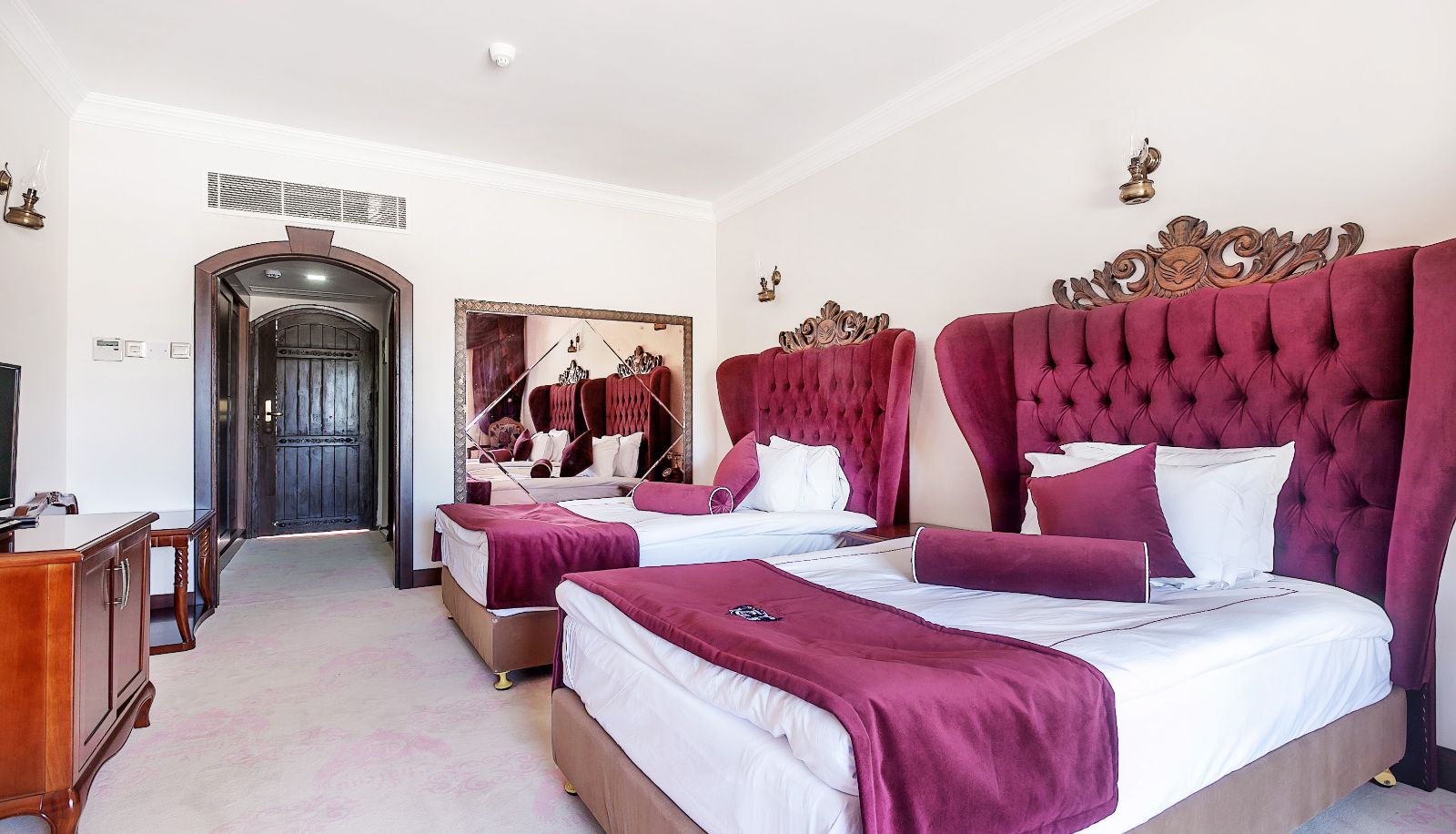 Standardzimmer (Doppel) - Le Chateau Lambousa Hotel