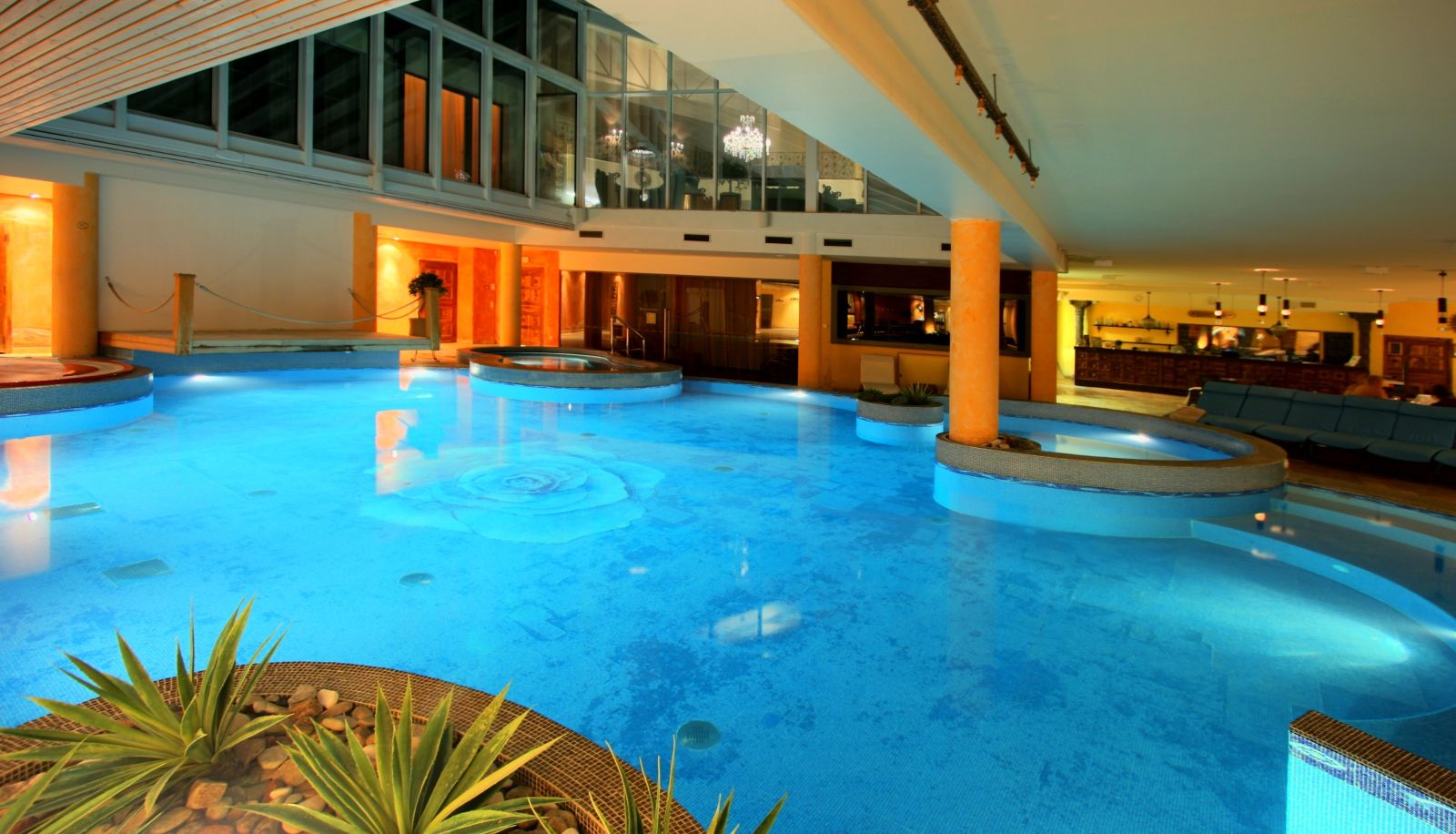 Pool - Grand Rose SPA