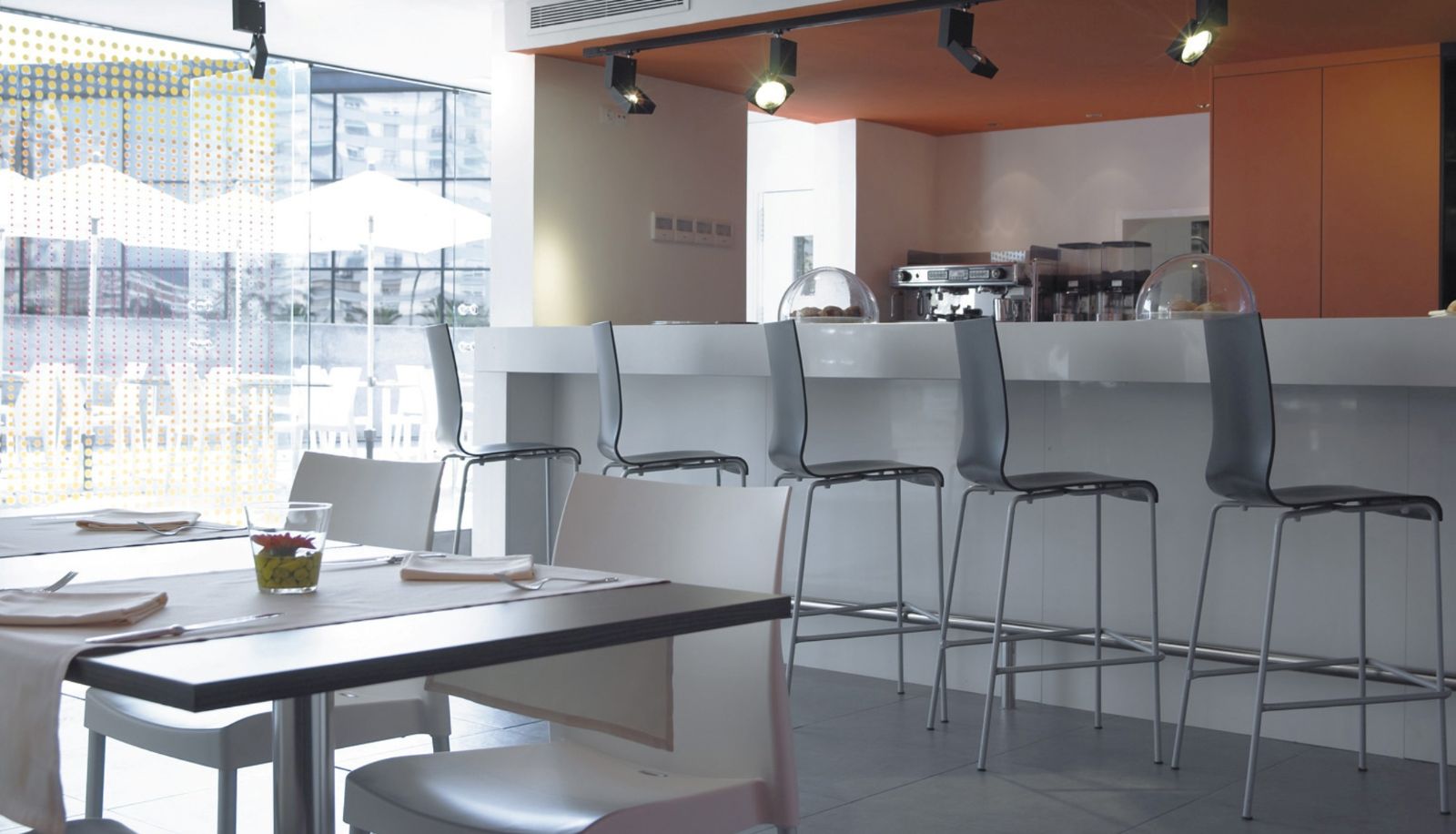 Restaurant - Hesperia Fira Suites