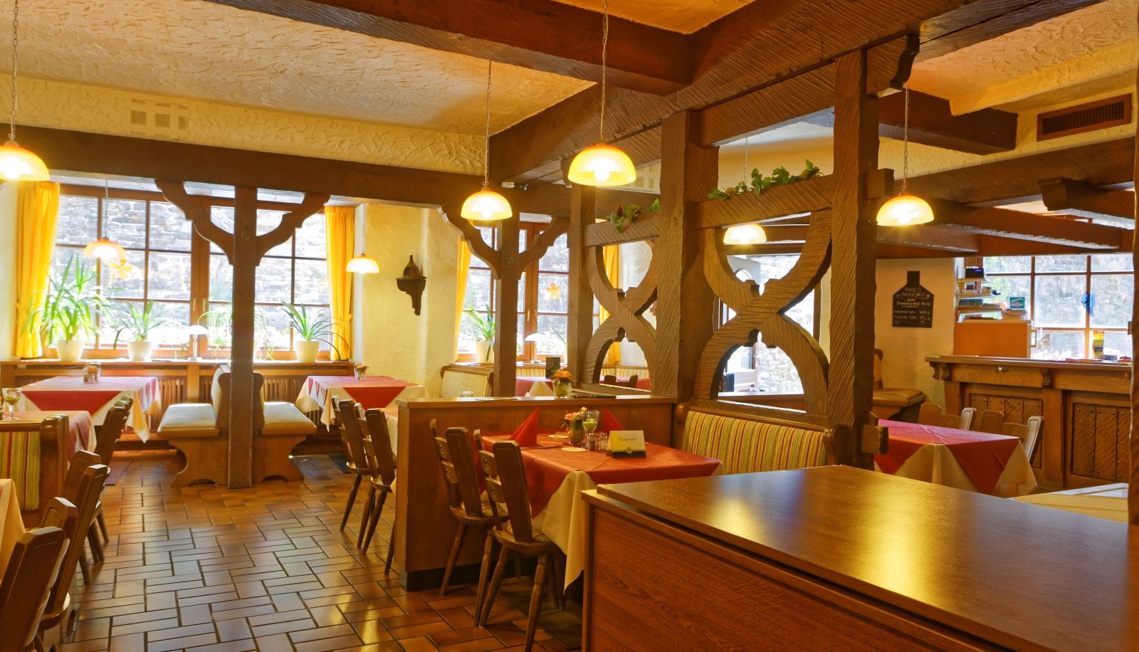 Sala prima colazione all'interno del ristorante - Zum Guten Onkel Moselstern Hotels
