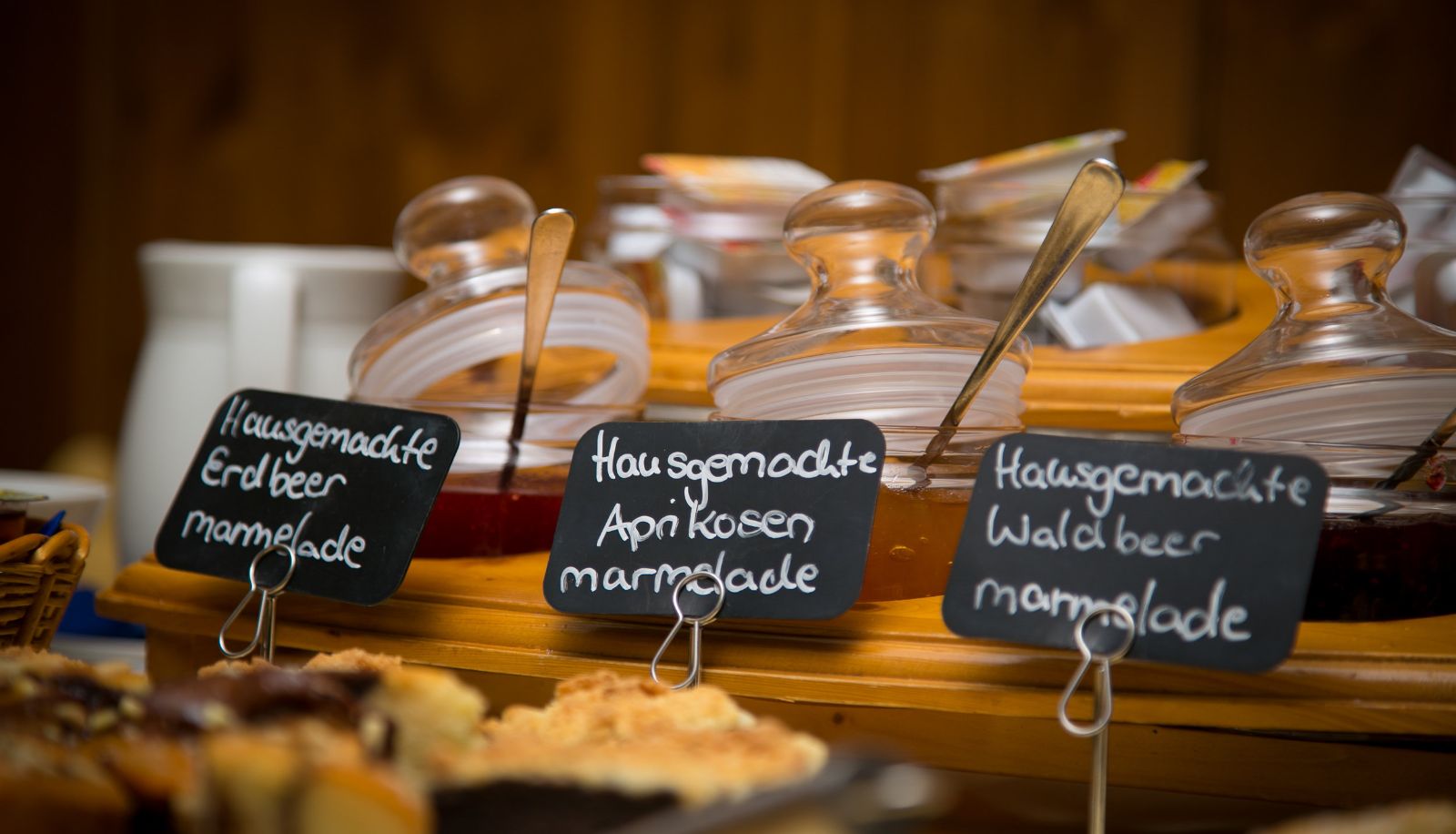 Sala śniadaniowa w restauracji - Höttl