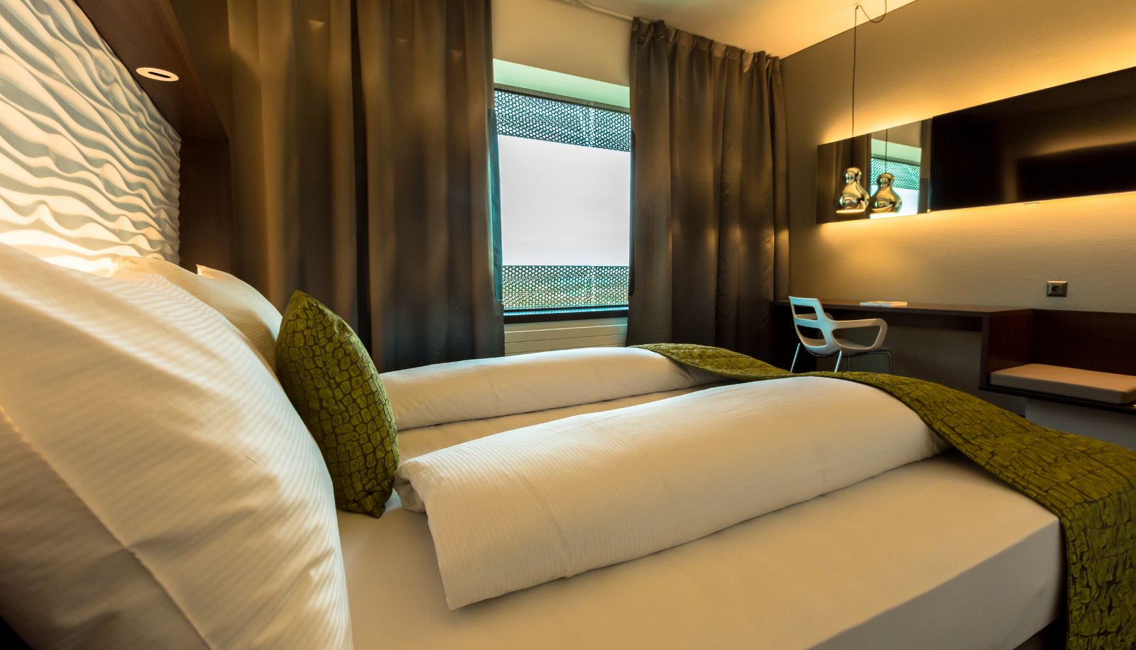 Business-kamer - Airport Hotel Basel Convenient & Friendly