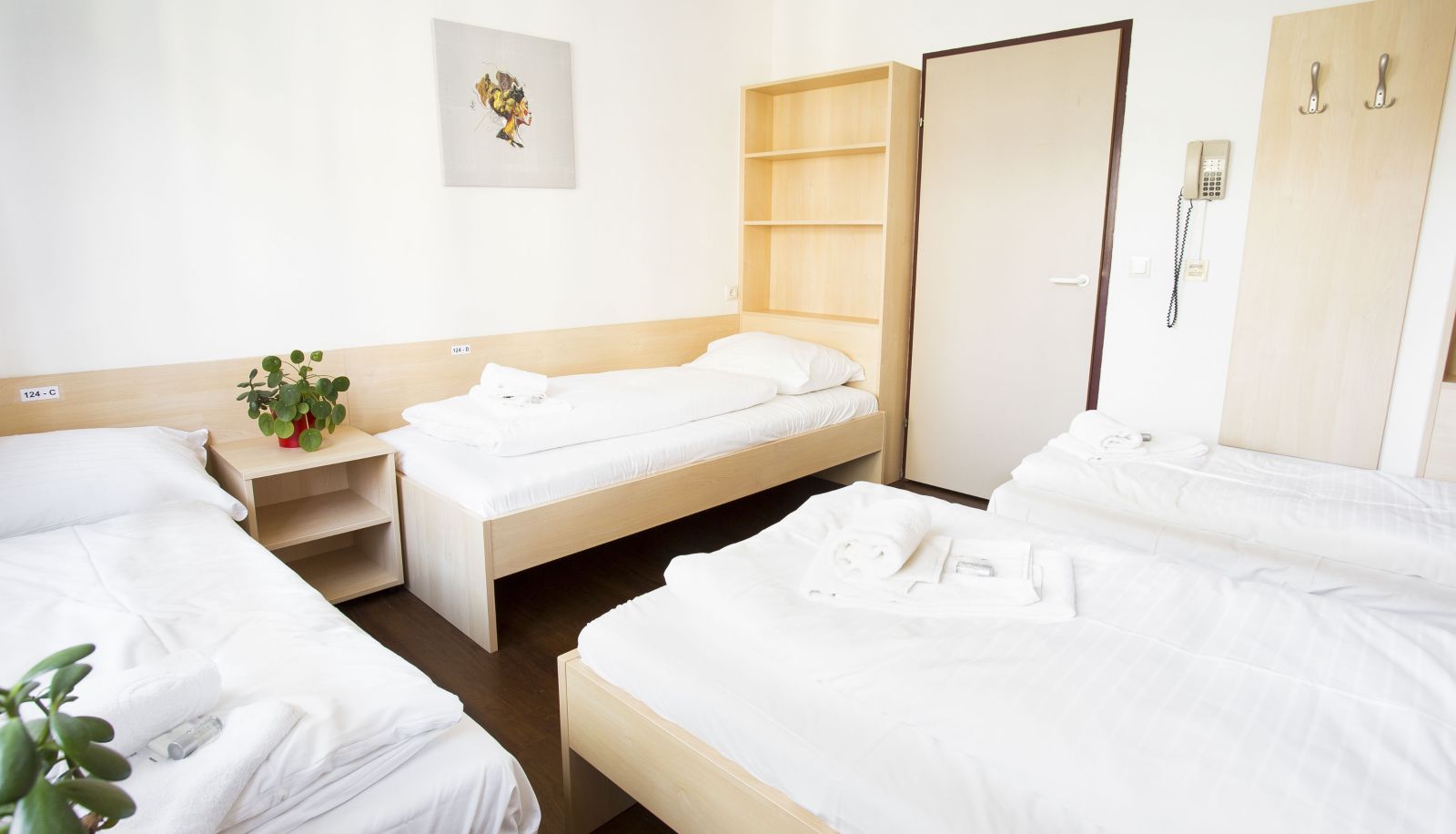 Vierbettzimmer - myNext Riverside Hotel Salzburg