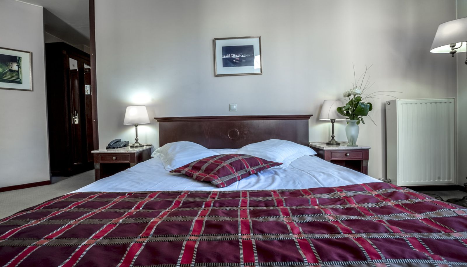 Zimmer - Zeus Essence Bucharest Venezia