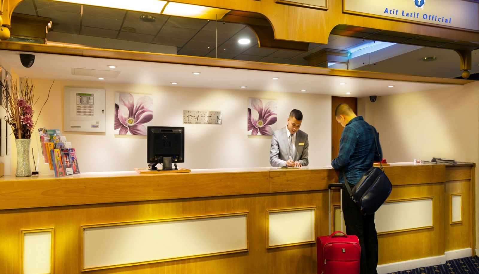 Recepcja - Luton Airport Chiltern Hotel