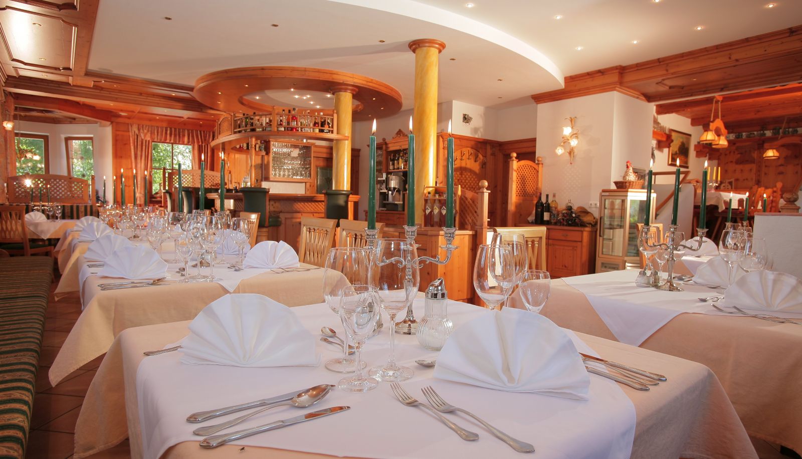 Ontbijtzaal in het restaurant - Wellness-und Landhotel Prinz Maria Prinz