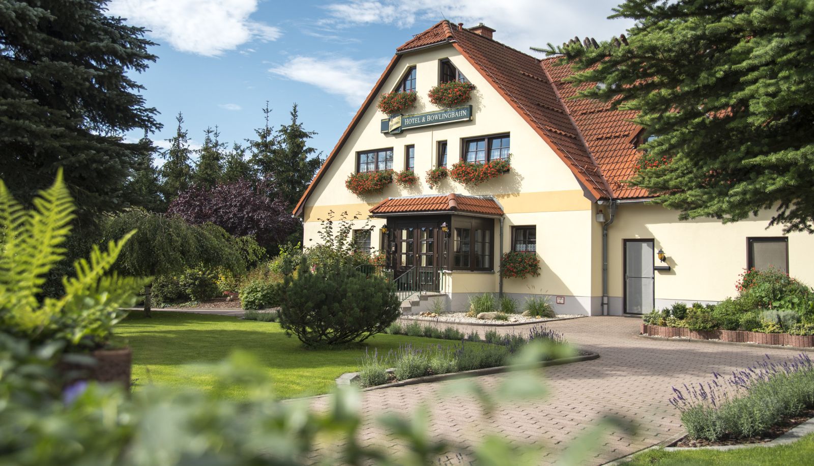 Buitenruimte van het hotel - Waldblick