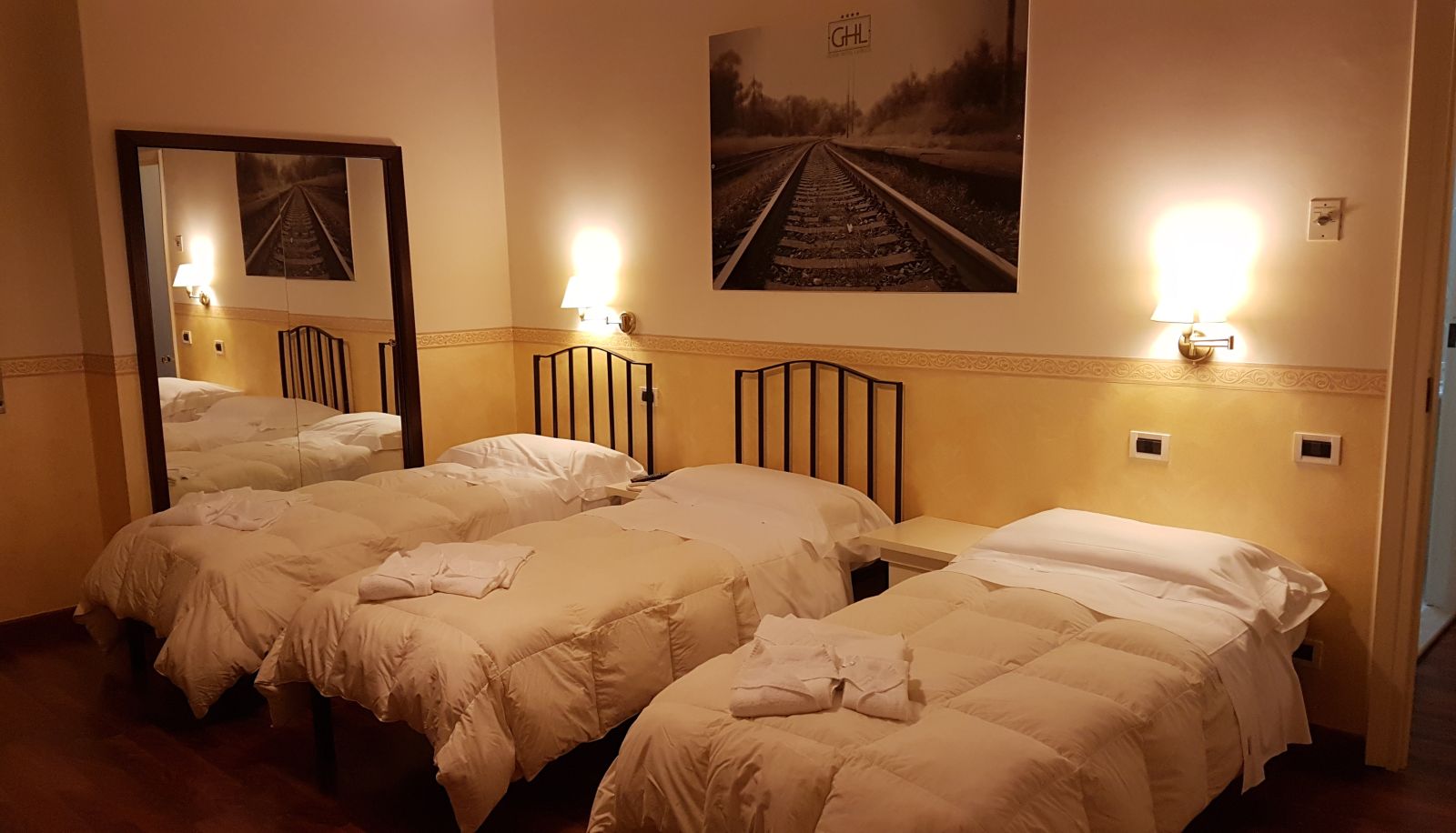 Dreibettzimmer - Lamezia Grand Hotel