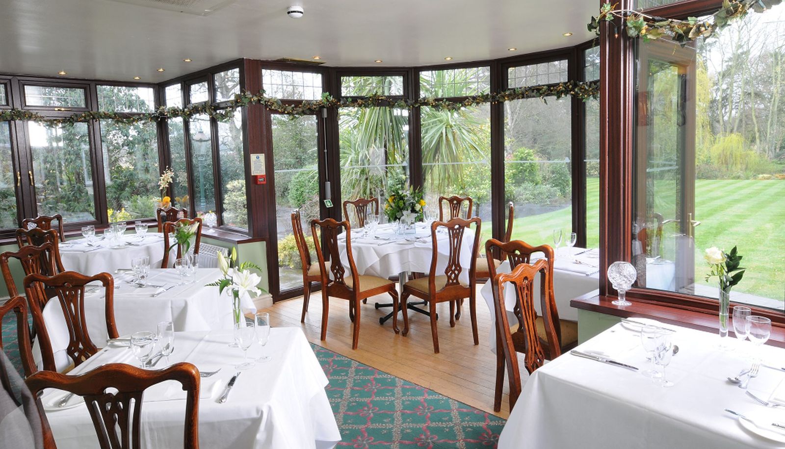 Restaurant - The Brook Meadow