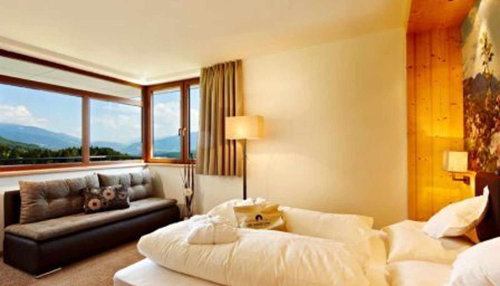 Info - Die Waldruhe Naturhotel