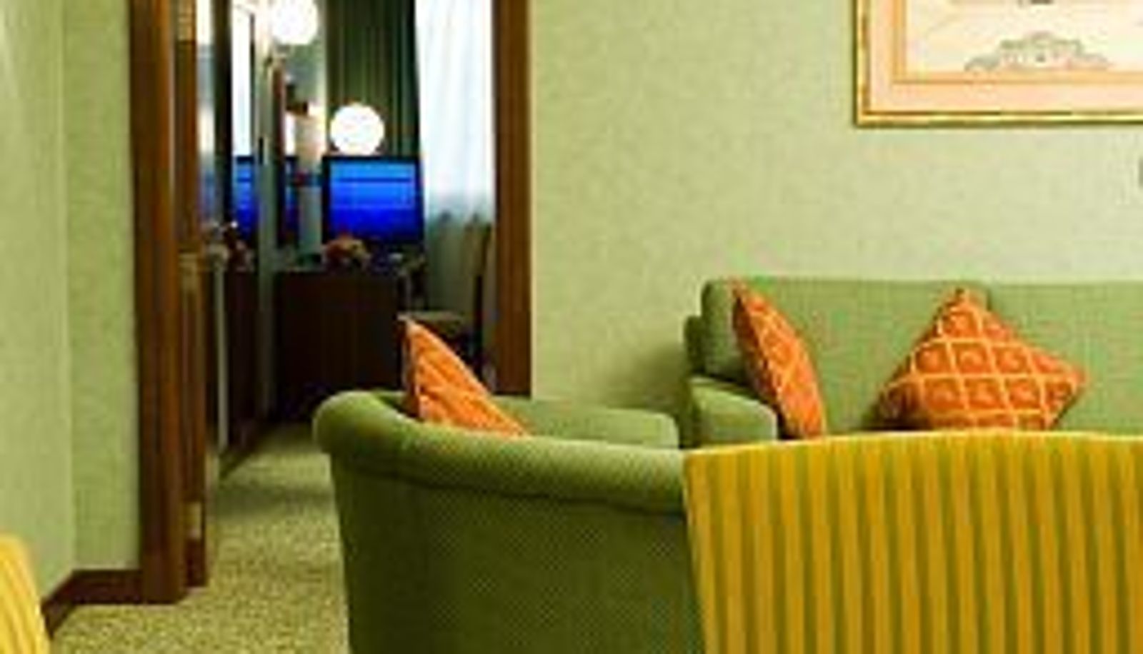 Suite - City Seasons Al Hamra