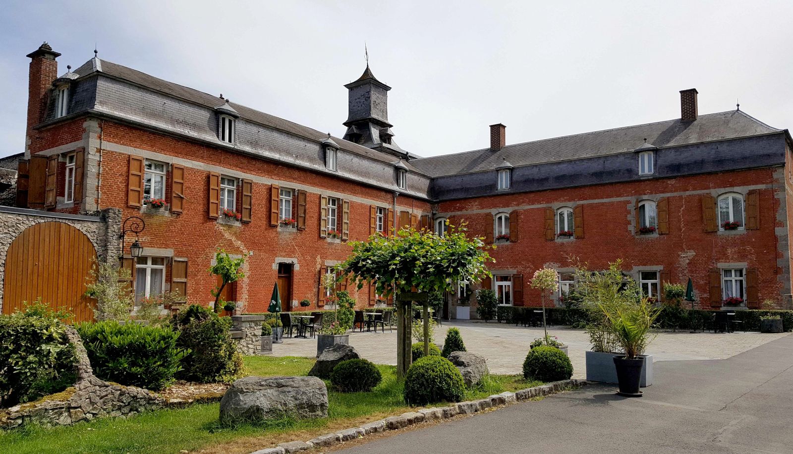 Buitenruimte van het hotel - Chateau de la Motte