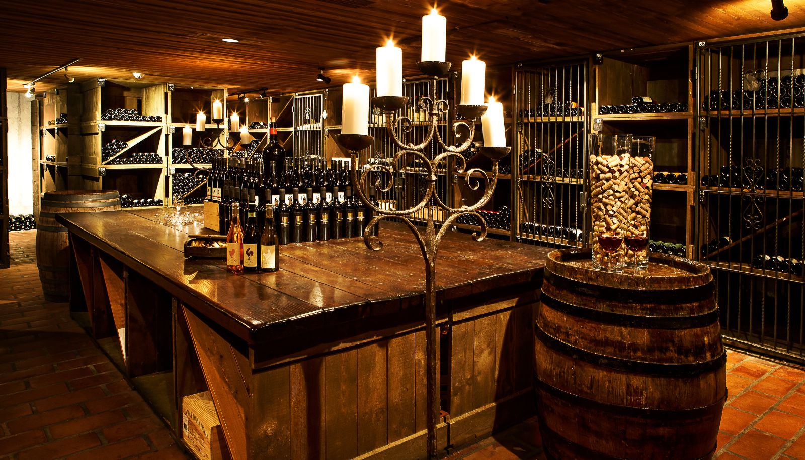 Info - Swiss-Chalet Merlischachen Historik Chalet-Hotel Lodge