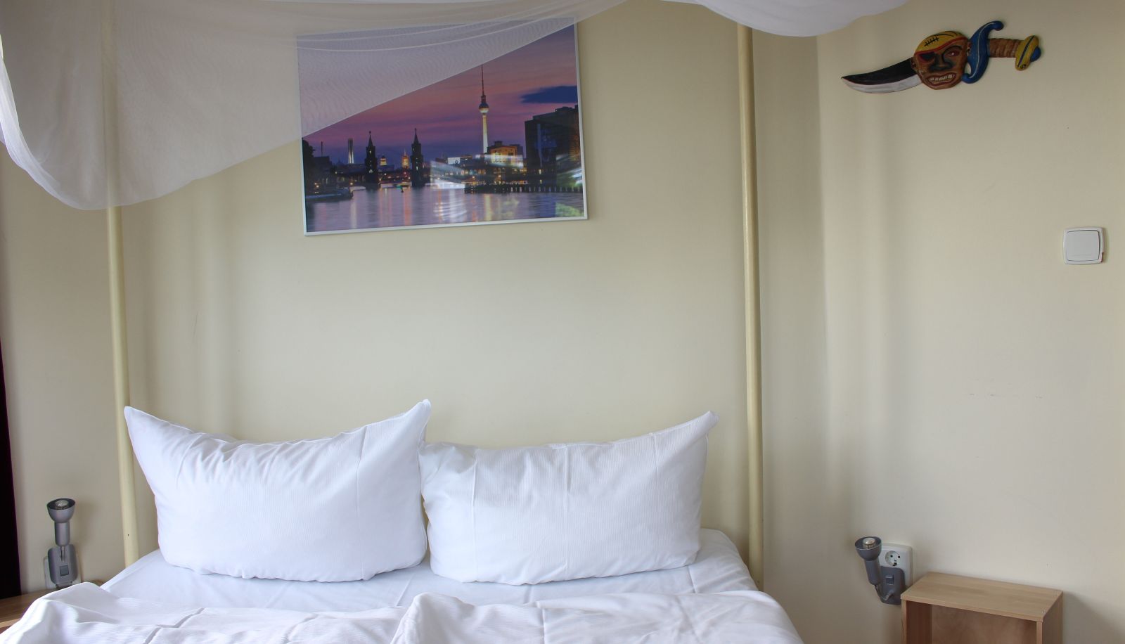 Standardzimmer (Doppel) - Shipotel - Berlin GmbH