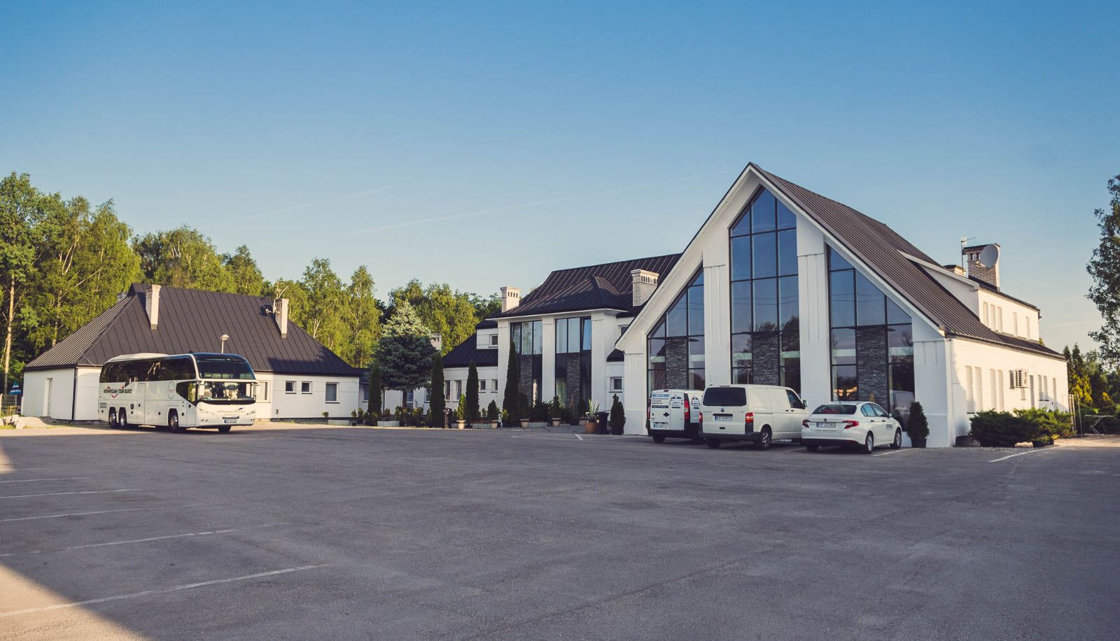 Zewnętrzna część hotelu - Junior