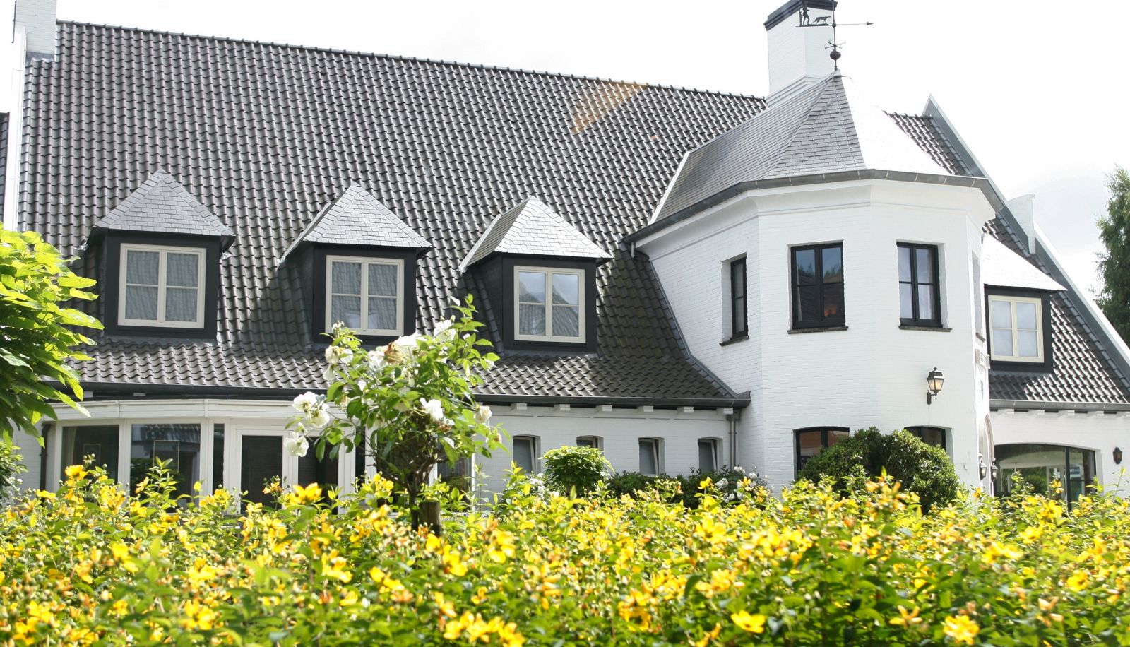 Hotel Außenbreich - Weinebrugge