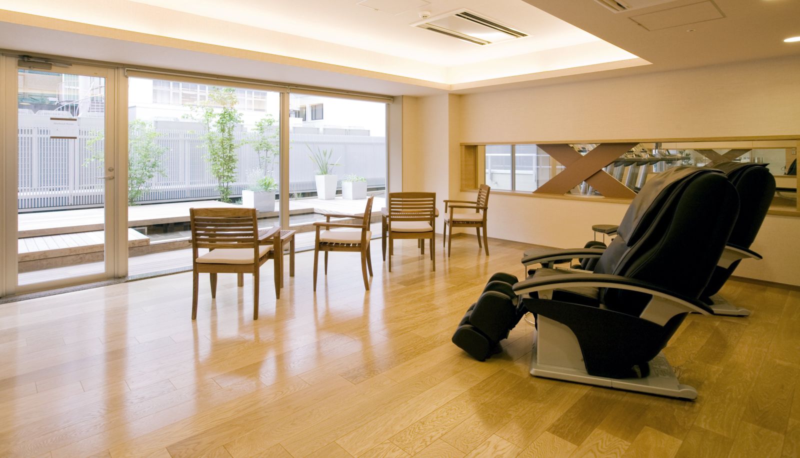 Sala de lectura - Hotel Niwa Tokyo