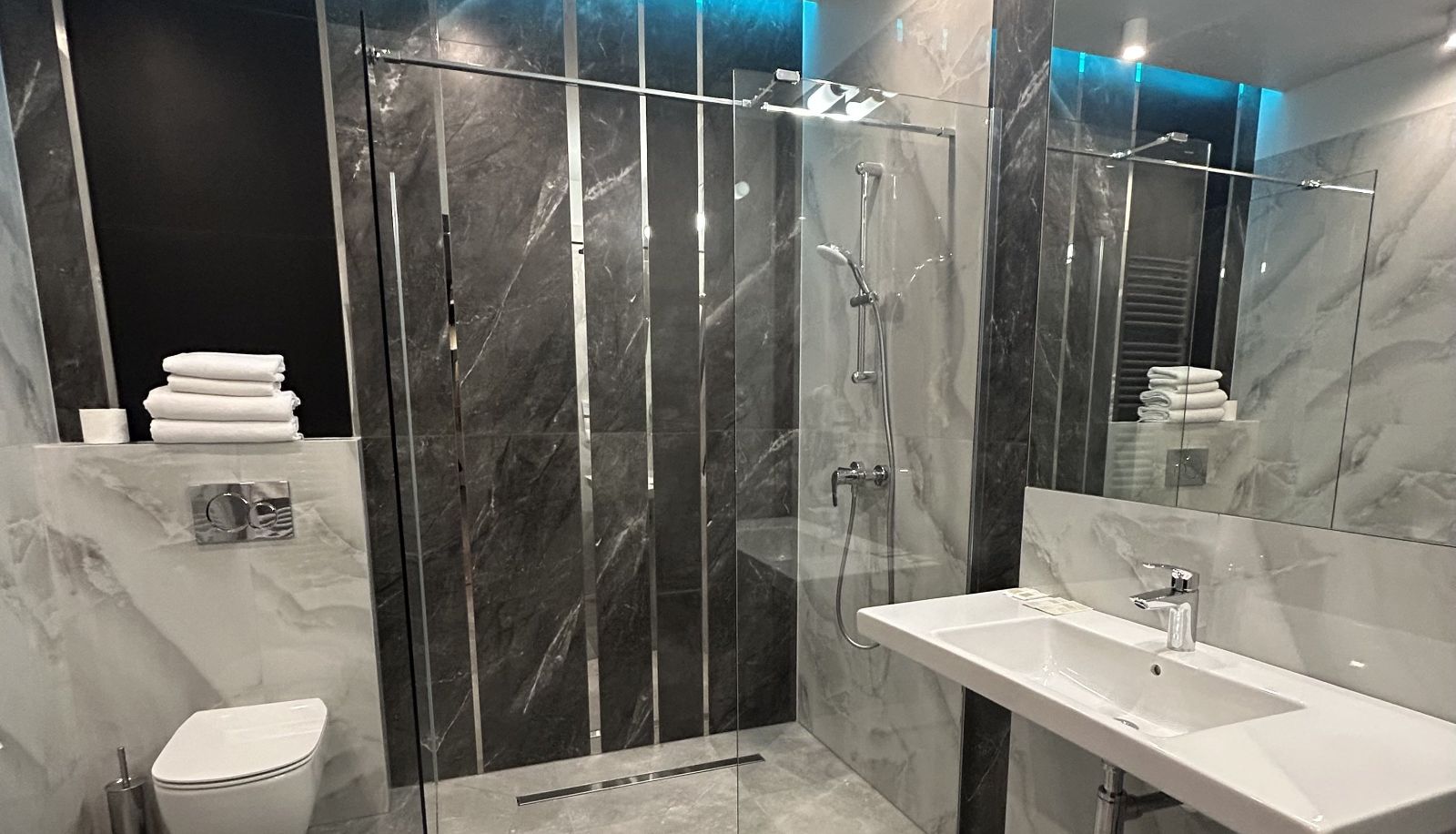 Bathroom - Turkus
