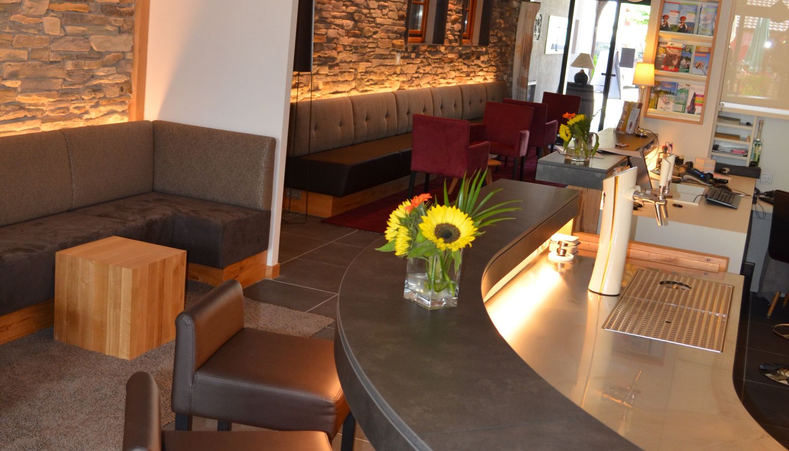 Lobby - Adler