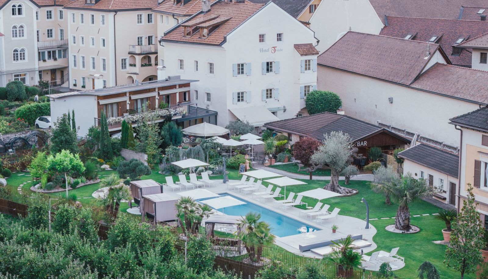 Zewnętrzna część hotelu - Hotel Traube