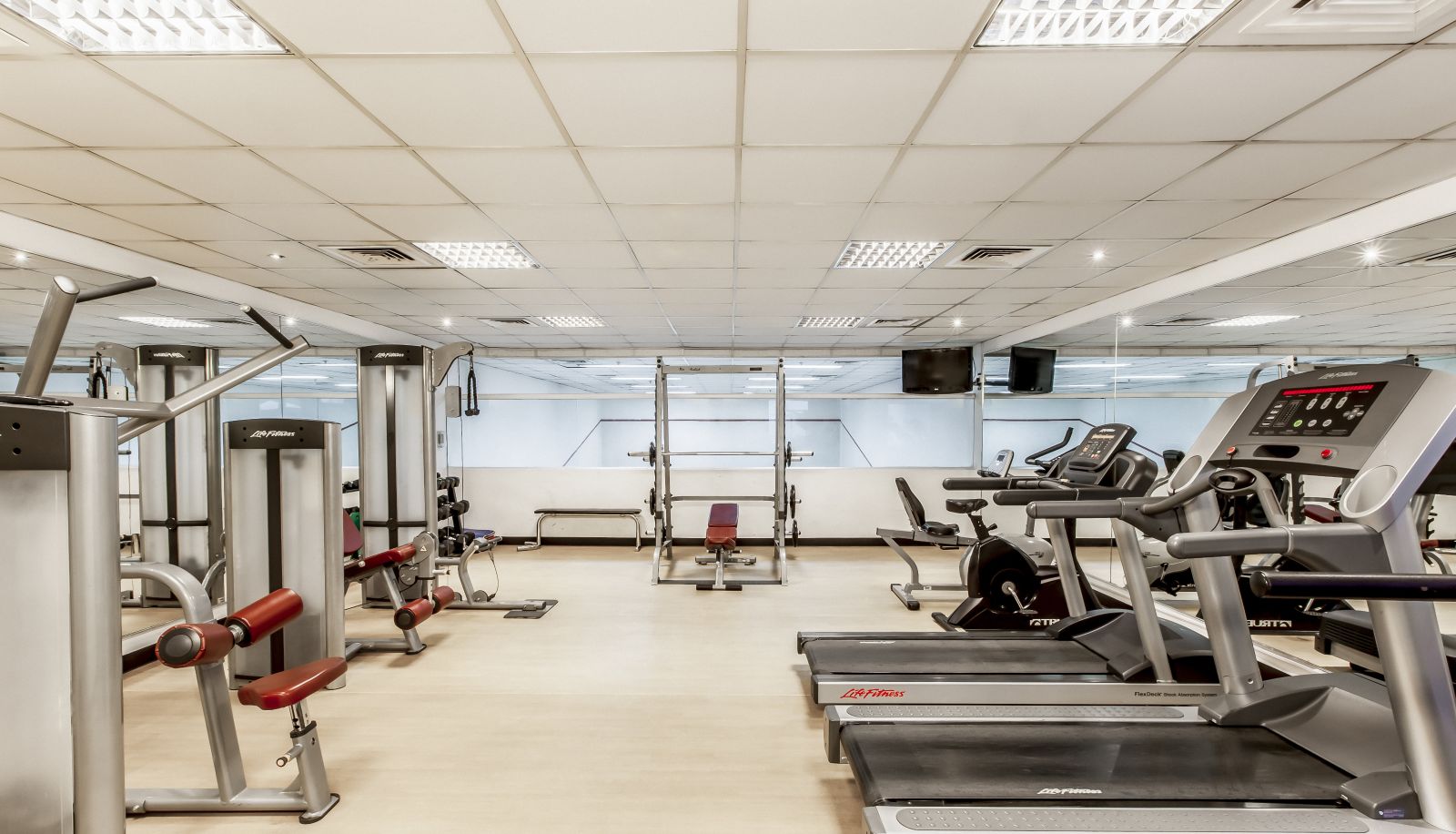 Fitnessraum - Golden Sands 10 Hotel Apartments