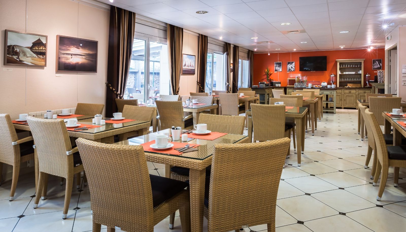 Breakfast room - La Closerie Deauville
