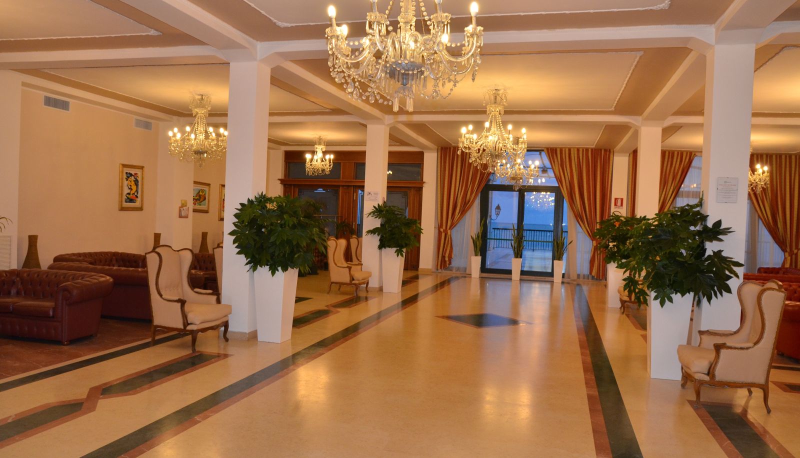 Hall - Grand Hotel Montesilvano