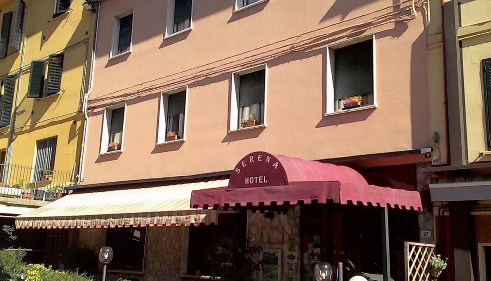 Zewnętrzna część hotelu - Serena
