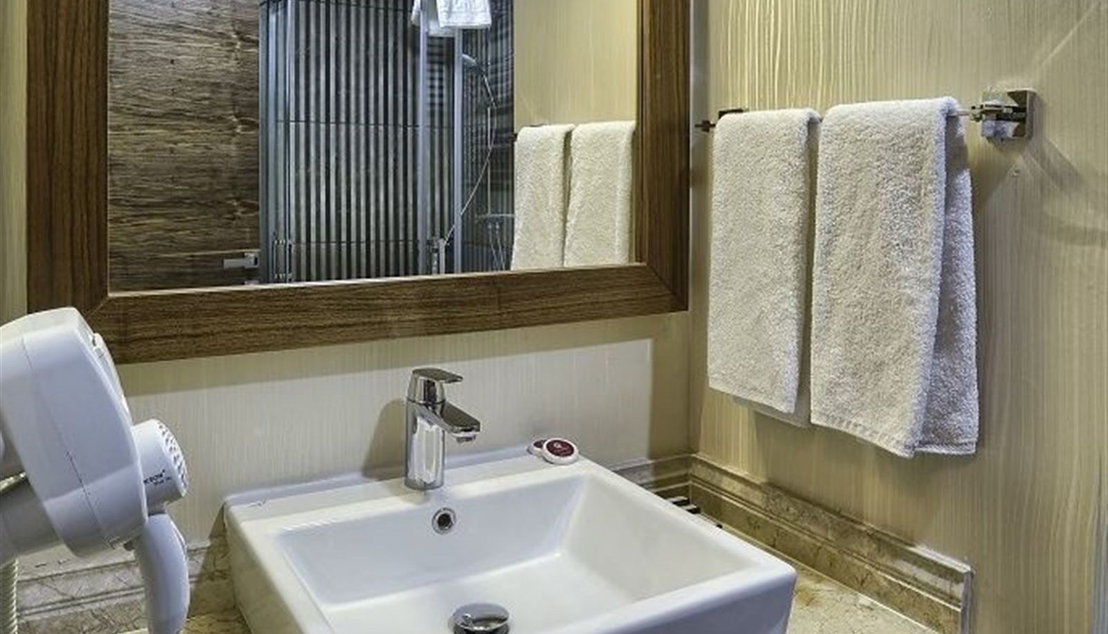 Badezimmer - City Hotel Residence