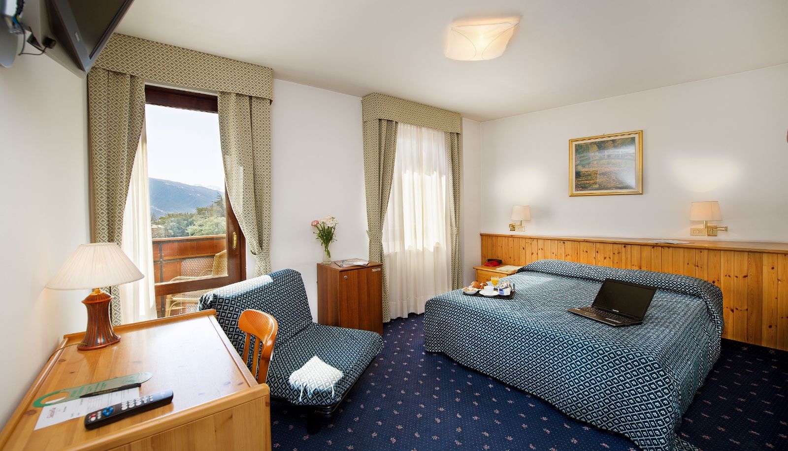 Room with balcony - Sassella