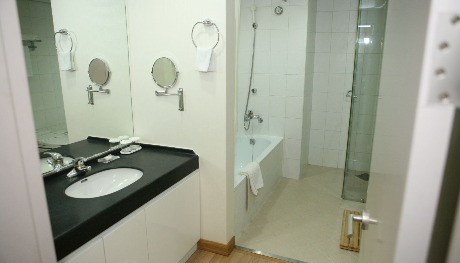 Bagno - Gumi Century
