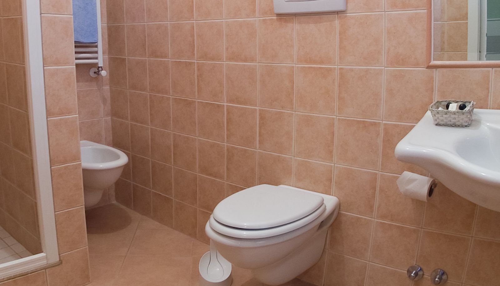 Bathroom - Louis 2