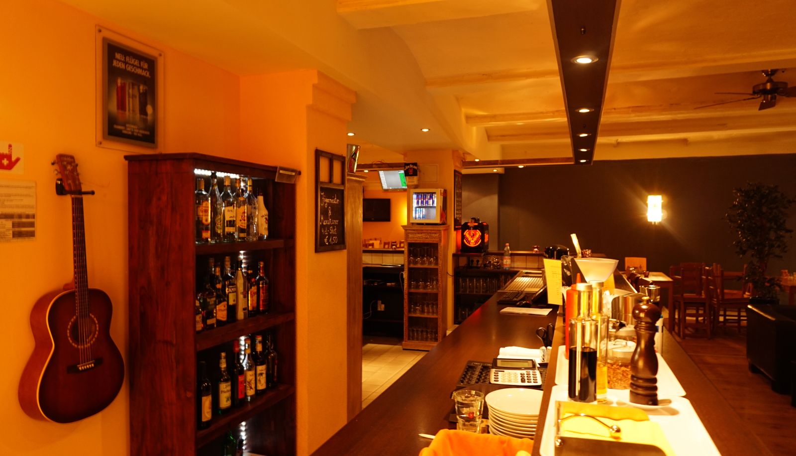Bar - Singer109