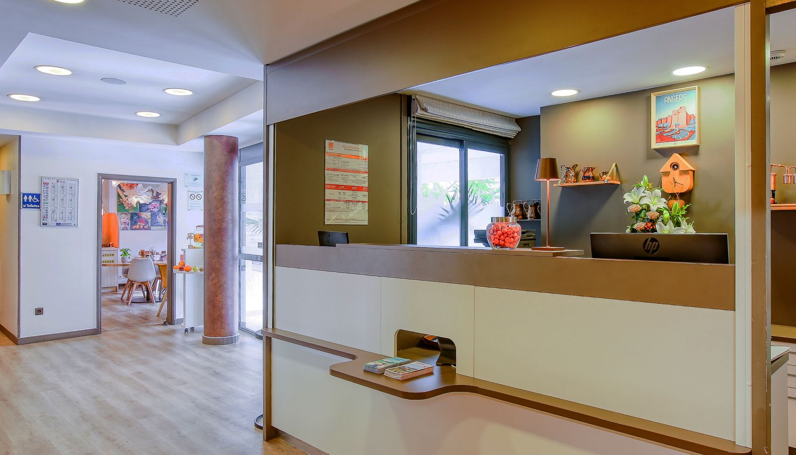 Receptie - Sejours & Affaires Angers Atrium