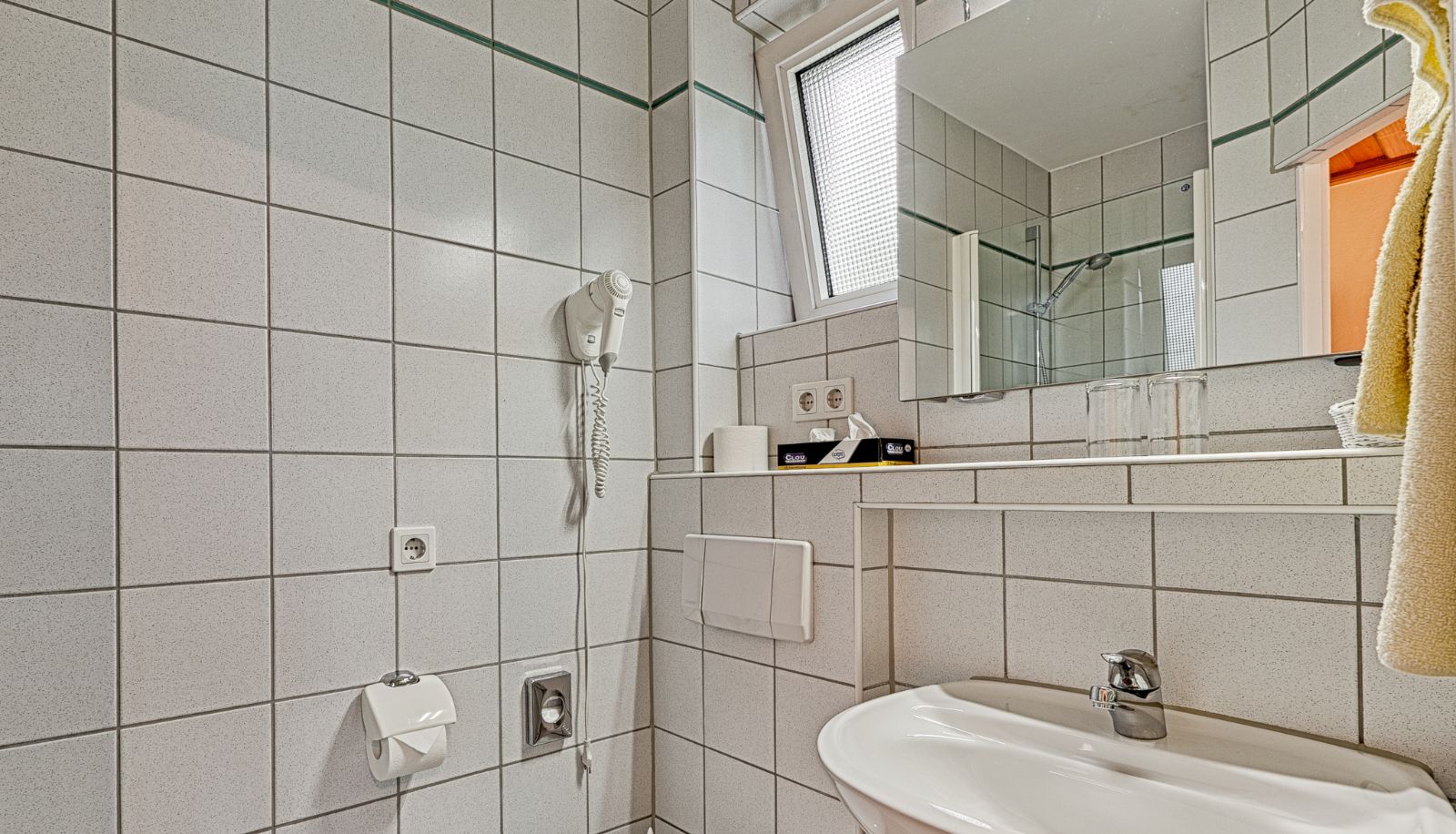 Badkamer - Nürnberger Trichter Garni