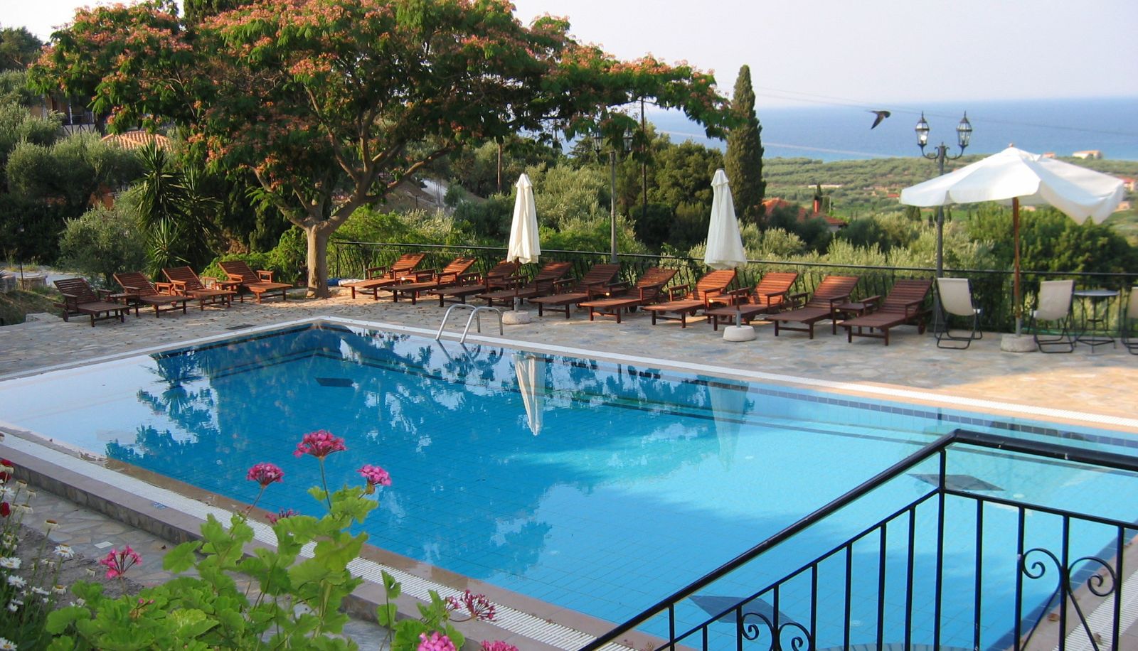 Pool - Archontiko Maisonettes