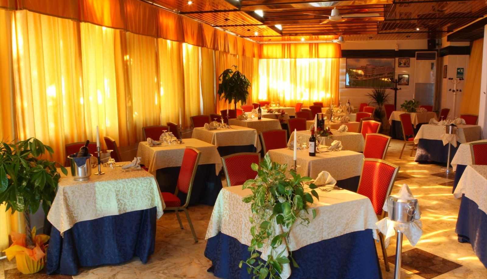 Restaurant - Jonico Hotel